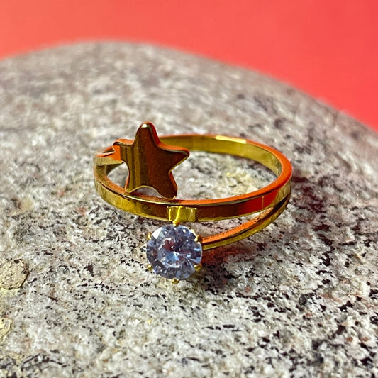 (Golden) Diamond Star Ring